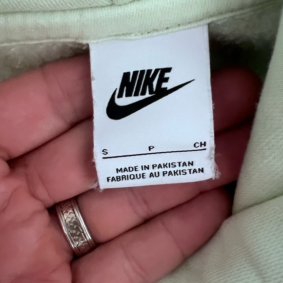 Nike Women's Mint Green Hoodie - Like New - Small - Picture 4 of 4